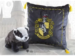 Harry Potter - Peluche E Cuscino Di Tassorosso Noble Collection