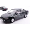 TRIPLE 9 T9-1800433 OPEL OMEGA B 1996 JUNGLE GREEN 1:18 Modellino