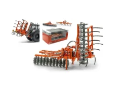 UNIVERSAL HOBBIES UH6390 ERPICE A DISCHI MORGAN MG-X 550/22 + COLTIVATORE STEL-ST600 1:32 Modellino