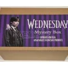 Wednesday Regalo Set Thumbs Up